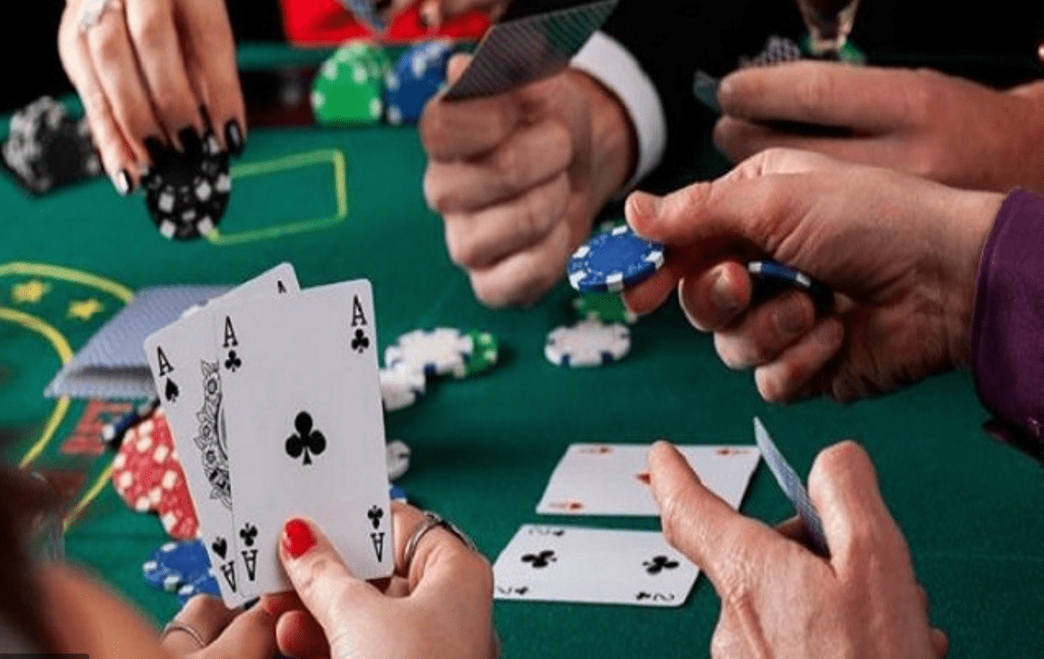3 bi quyet de ban danh bai doi thu cua minh trong Poker