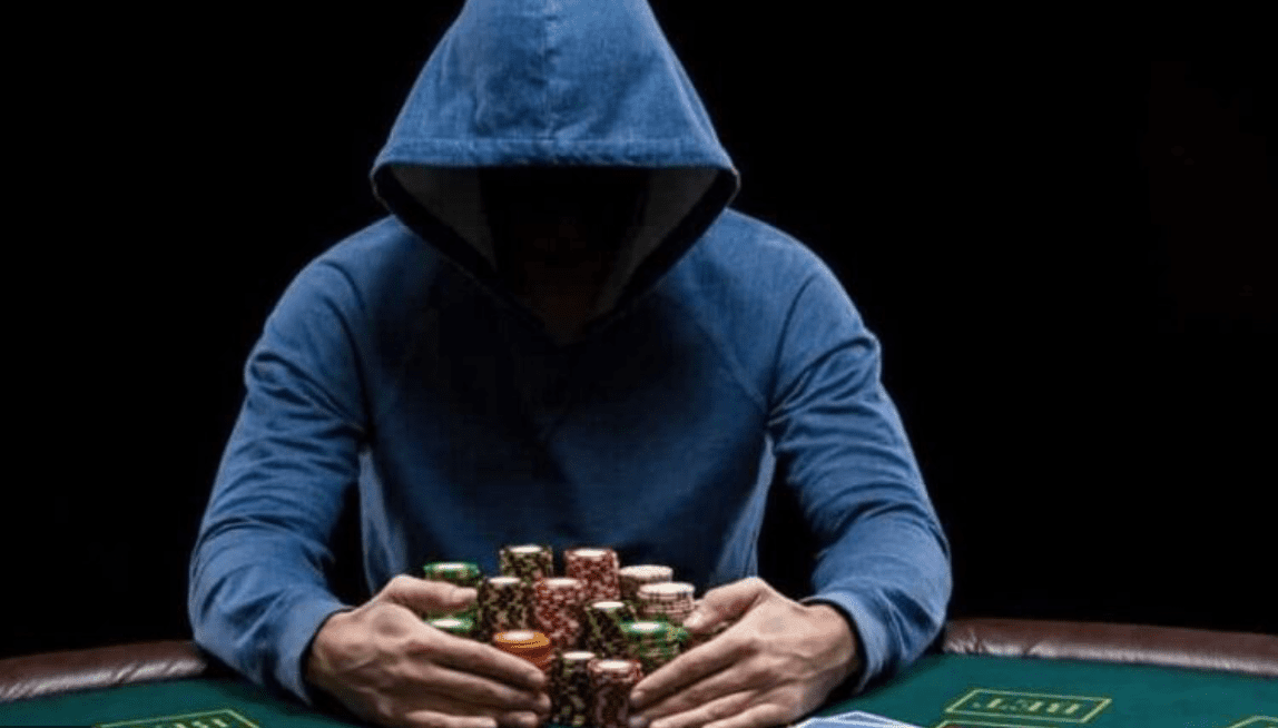 Cac meo choi Poker ap dung cho cac ban cuoc nho